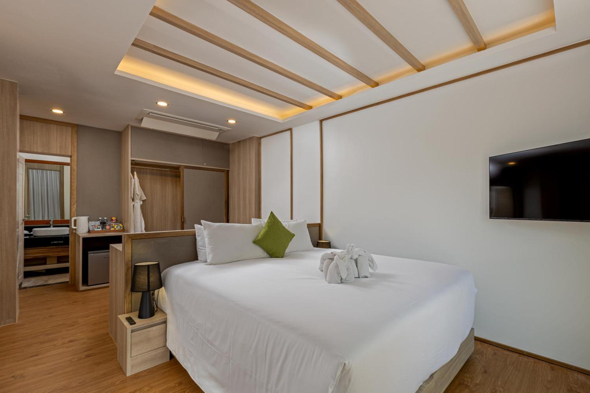 Phunawa Resort Phuket Karon Beach - Sha Plus Esterno foto