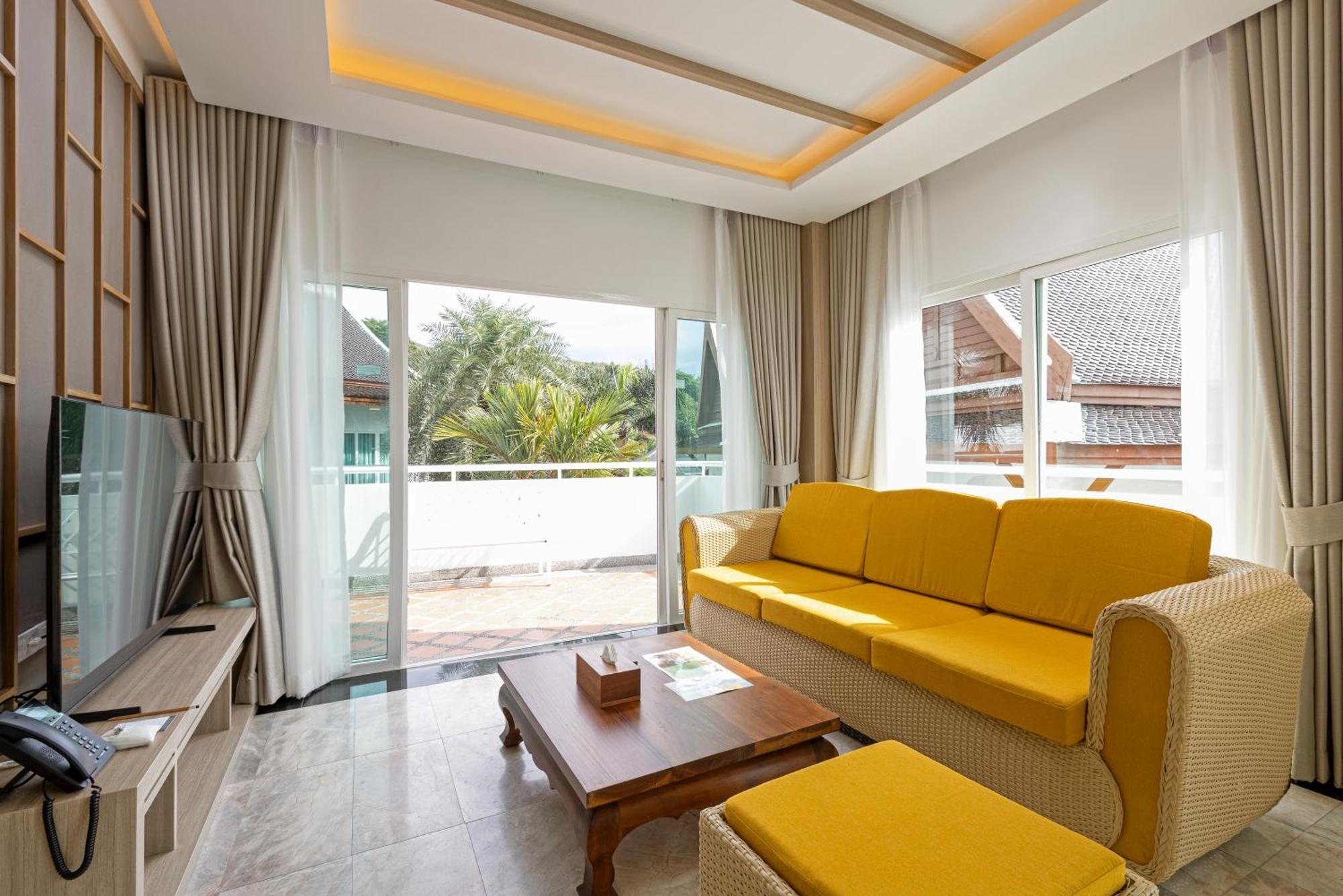 Phunawa Resort Phuket Karon Beach - Sha Plus Esterno foto